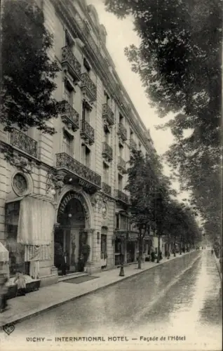 Ak Vichy Allier, Vichy International Hotel, Fassade des Hotels