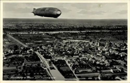 Ak Neuenburg am Rhein Baden, Luftaufnahme von  Zeppelin im Himmel, Fluss sichtbar
