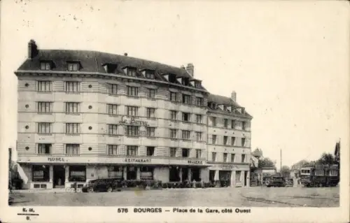 Ak Bourges Cher, Hotel Le Berry, Restaurant,  Place de la Gare, alte Autos