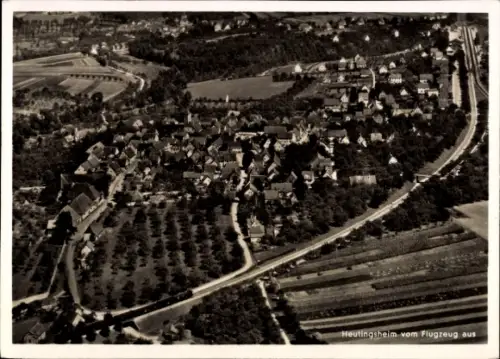 Ak Heutingsheim Freiberg am Neckar, Luftaufnahme von  Häuser, Felder, Bäume
