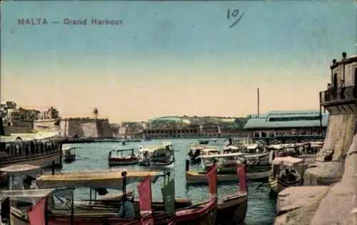 Ak Valletta Malta,  Grand Harbour, Hafenansicht, Boote, klare Himmel