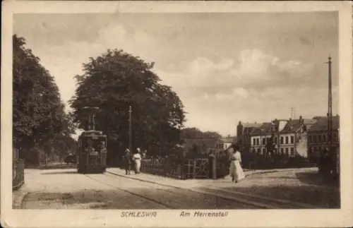 Ak Schleswig an der Schlei, Am Herrenstall, Straßenbahn