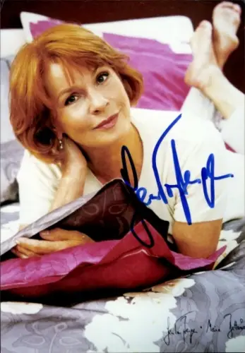 Ak Schauspielerin Senta Berger, Portrait, Autogramm