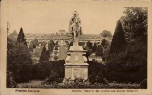 Ak Potsdam Sanssouci, Denkmal Friedrich des Grossen und Schloss