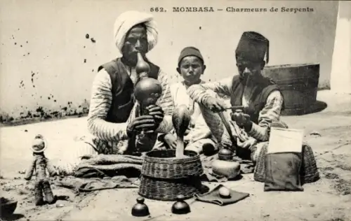 Ak Mombasa Kenia, Schlangenbeschwörer