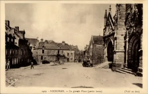 CPA Locronan Finistère, La grande Place