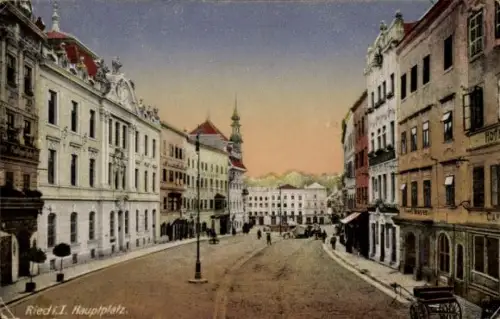 Ak Ried im Innkreis Oberösterreich, Ried I. Hauptplatz,  Gebäude, Straßenansicht, 