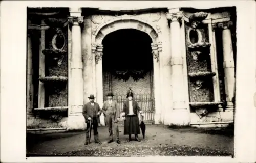 Foto Ak Potsdam, Park Sanssouci, Neptungrotte