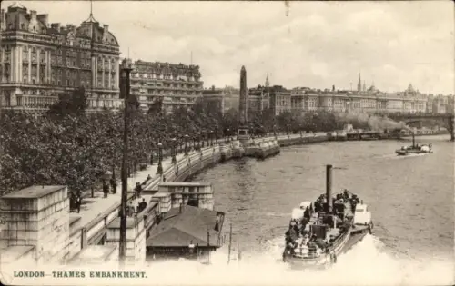 PC London City England, Thames Embankment