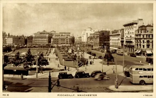 Ak Manchester England, Piccadilly,   Ansicht, Fahrzeuge, Menschen, Bäume