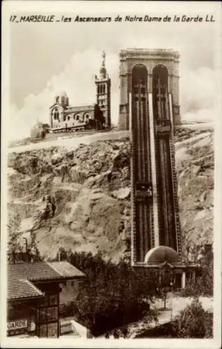 Ak Marseille Bouches du Rhône, Ascenseur von Notre Dame de la Garde,   