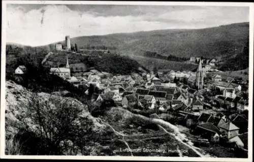 Ak Stromberg im Hunsrück, Gesamtansicht, Burg