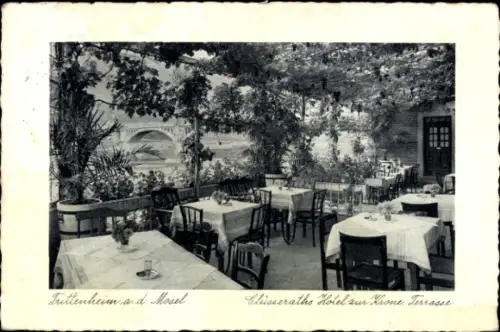 Ak Trittenheim an der Mosel, Terrasse mit Tischen, Pflanzen, Blick auf die Mosel, Hotel zur Krone