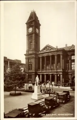 Ak Birmingham West Midlands England, Art Gallery,  Uhrturm, Statue, alte Autos