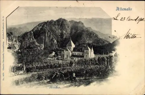 Ak Altenahr im Ahrtal, Schwarz-Weiß-Bild, Kirche, Berge, Weinreben,  aus Altenahr