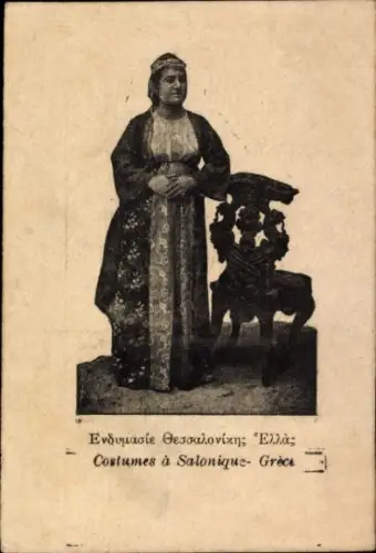 Ak Saloniki Griechenland, Frau in Tracht