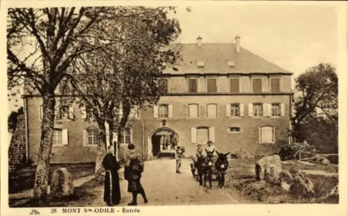 Ak Obernai Elsass Bas Rhin, Odilienberg Mont Sainte Odile,  Eingang, zwei Personen, Esel, Bäume