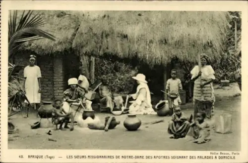 Ak Togo, Les Soeurs Missionaires de Notre Dame Des Apotres Soignant des Malades a Domicile