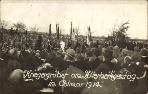 Foto Ak Colmar Kolmar Elsass Haut Rhin, Kriegergräber am Allerheiligentag 1914