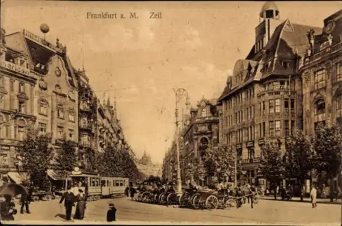 Ak Frankfurt am Main,  Zeil, Straßenansicht, Straßenbahn, Bäume,  Gebäude