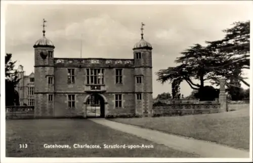 PC Stratford upon Avon Warwickshire England, Gatehouse, Charlecote