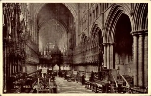 Ak Chester Cheshire England, Chorraum, Chester Kathedrale, gotische Architektur, Bänke, hohe Deck