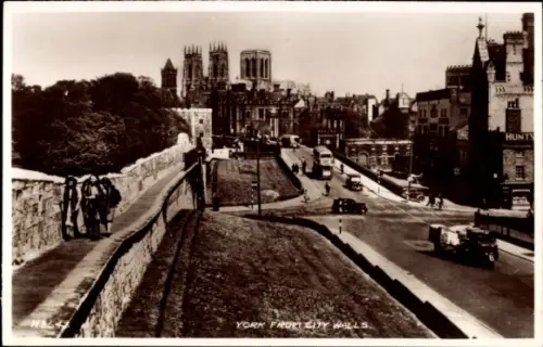 Ak York Yorkshire England, City Walls