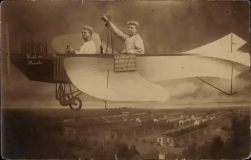 Foto Ak Munster im Heidekreis, Truppenübungsplatz Munsterlager, Kürassiere im Flugzeug