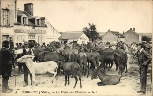 CPA Corbigny Nièvre, La Foire aux Chevaux