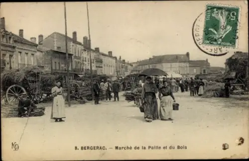 CPA Bergerac, en Dordogne, Marché de la Paille et du Bois