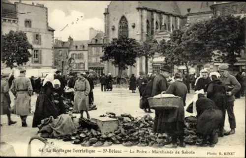 Ak Saint Brieuc Côtes d'Armor, La Foire, Marchands de Sabots