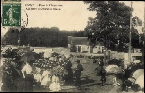 CPA Cosne Nièvre, Fêtes de l'Exposition, Concours d'Ombrelles fleuries