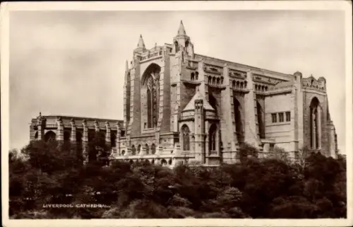 Ak Liverpool Merseyside England, Liverpool Cathedral, große Kathedrale,  Architektur