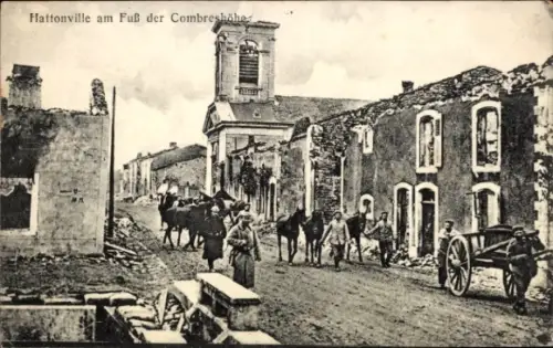 Ak Hattonville Meuse, Kriegszerstörung, am Fuss der Combreshöhe, Kirche
