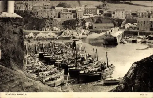 PC Mevagissey Cornwall England, Harbour, Boote