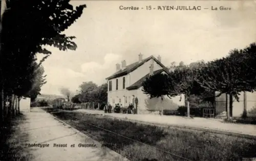 Ak Ayen Juillac Corrèze, Bahnhof, Gleisansicht