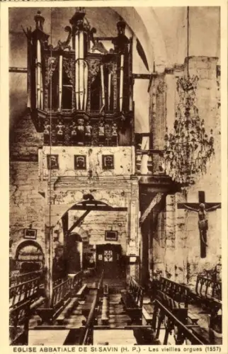 Ak Saint Savin Hautes-Pyrénées, Abteikirche, Blick auf die Orgel