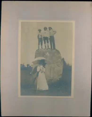 Foto Vaumoisson Jullouville Manche, Teufelsstein