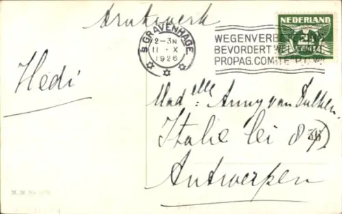 Künstler Ak Ebner, Pauli, Wo Liebe da Friede, Kinder lesen Zeitung und stricken zu Tisch, Katze