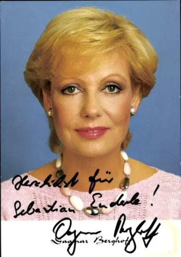 Foto Fernsehmoderatorin Dagmar Berghoff, Autogramm