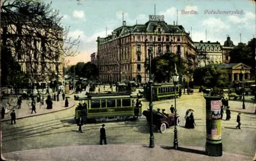 Ak Berlin Tiergarten, Potsdamer Platz, Straßenbahnen, Litfaßsäule, Passanten