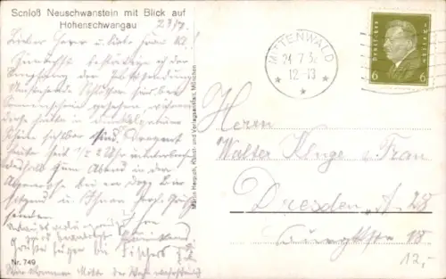 Ak Hohenschwangau Schwangau im Ostallgäu, Schloss Neuschwanstein, Blick auf  Berge, Wald, See