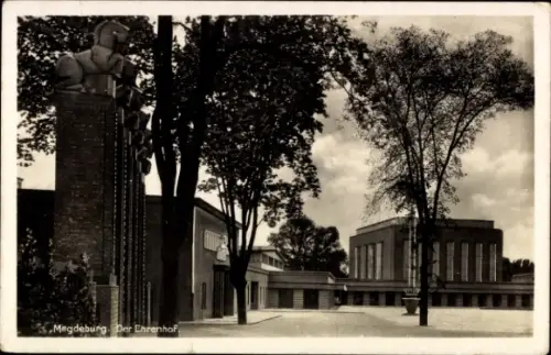 Ak Magdeburg an der Elbe, Der Ehrenhof
