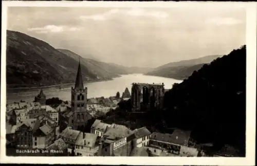 Ak Bacharach am Rhein,  Flusslandschaft,  Gebäude, Stadtansicht