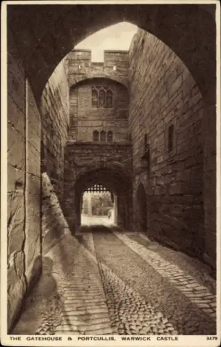 PC Warwick Warwickshire England, Castle, Gatehouse, Portcullis