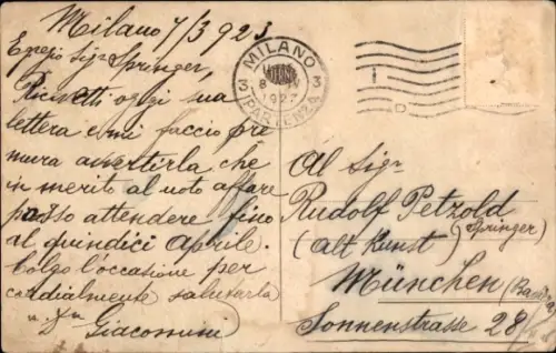 Ak Milano Mailand Lombardia,  Piazza del Duomo,  Gebäude, Straßenbahn, Menschen