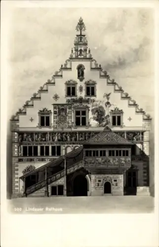 Ak Lindau am Bodensee Schwaben, Lindauer Rathaus, detaillierte Fassade, verzierte Elemente, keine