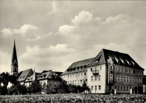 Ak Herzogenaurach in Mittelfranken, Liebfrauenhaus  Kirche, Gebäude, Landschaft