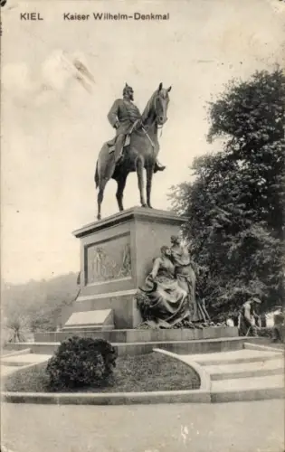 Ak Kiel, Kaiser Wilhelm-Denkmal, Reiterstatue, Kiel
