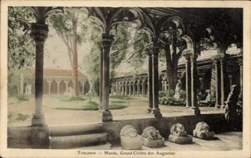 Ak Toulouse Haute Garonne,  Musée, Grand Cloitre des Augustins, Arkaden, Garten, Statuen